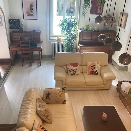 Apartamento Charme Authentique A - Authentic Charm In - 120m2 Of Comfort-6 Personnes Corbas